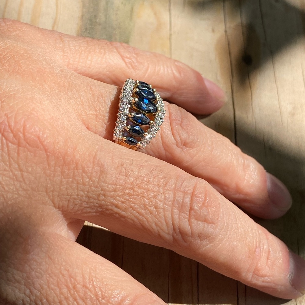 Sapphire blue ring size 7